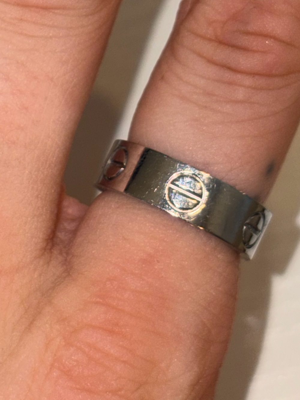Silver Screw Motif Band Ring - Classic Metal Finish designer inspired size 7